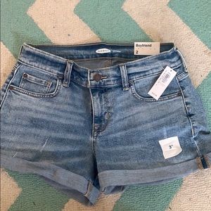 old navy 3’in shorts size 2